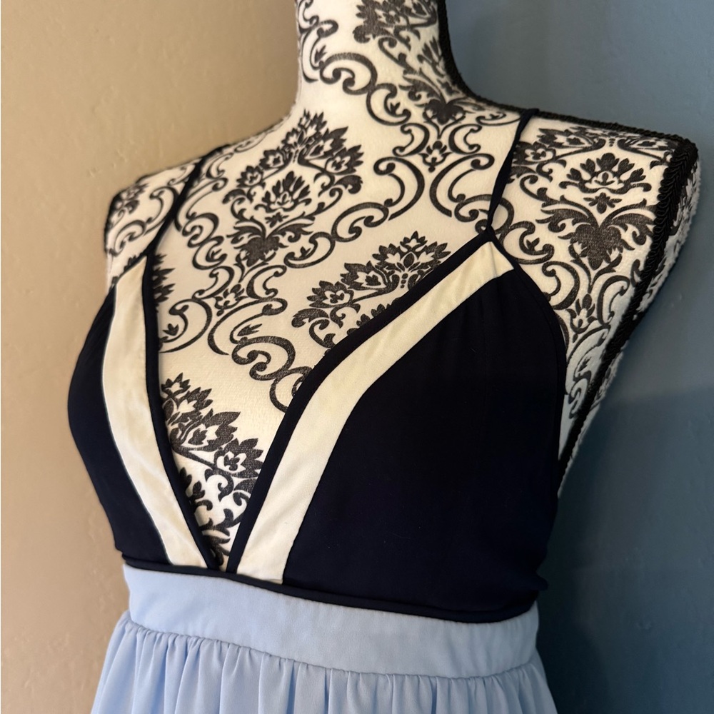 Quinn Light Blue Maxi Dress 👗